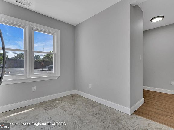 5th image of 2106 Adams Ave