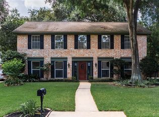 10515 Dunbrook Dr, Houston, TX 77070