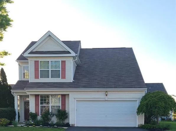 7 Pebble Rd, Dayton, NJ 08810