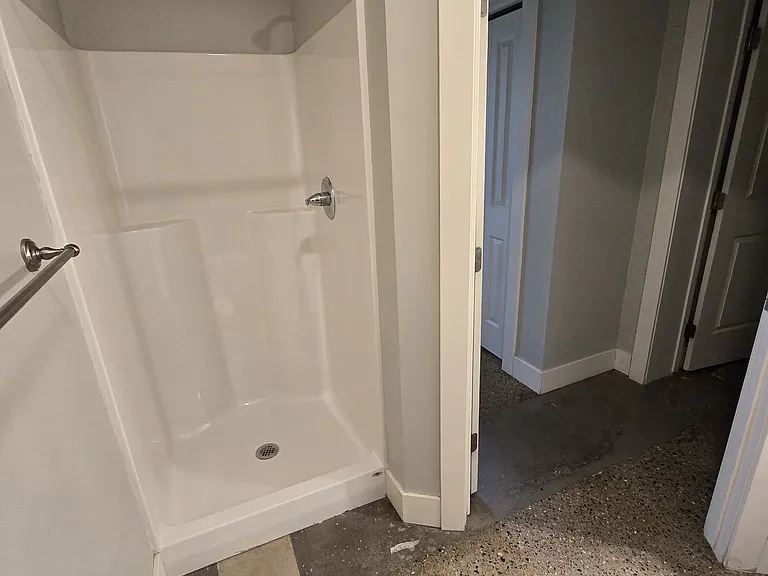 822 Cherry St SE #102 — Photo 17