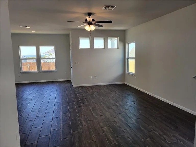 9717 Grapevine Leaf Dr — Photo 6