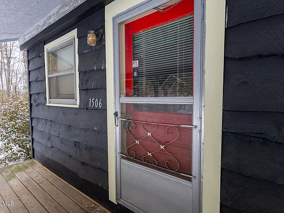 4th image of 1506 Adirondack Road