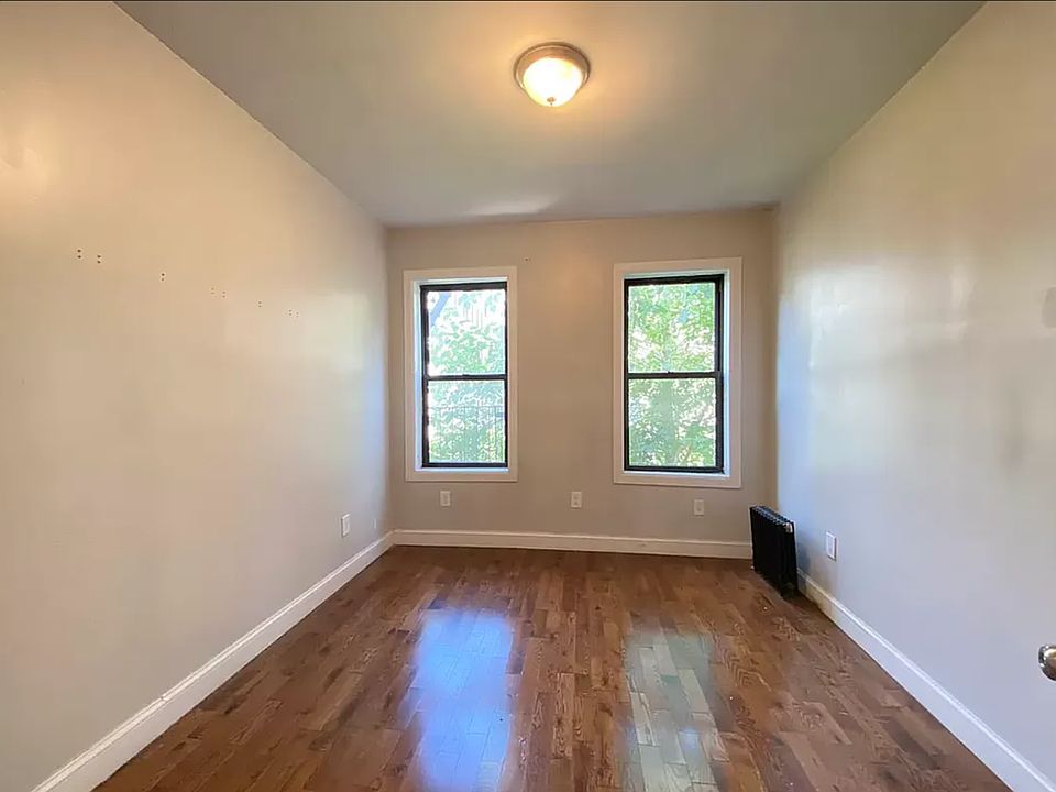 1st image of 4582 Manhattan College Pkwy APT 3D