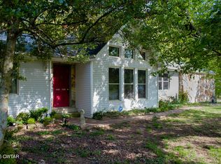 565 Gilkey Rd, Henry, TN 38231