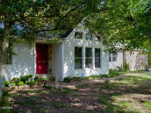 565 Gilkey Rd, Henry, TN 38231