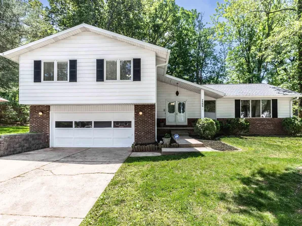 7599 Meadow Ln, Newburgh, IN 47630