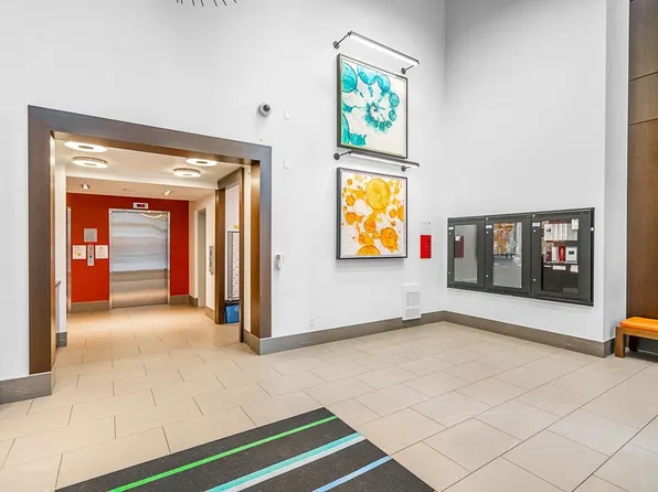 4818 Eldorado Mews #719, Vancouver, BC V5R 0B3