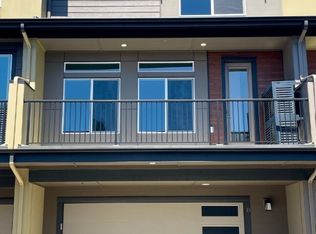 13220 NE 127th Ct UNIT D, Kirkland, WA 98034