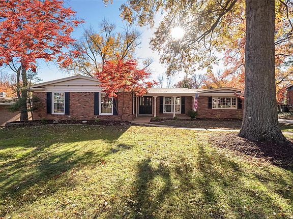2nd image of 347 Sudbury Ln