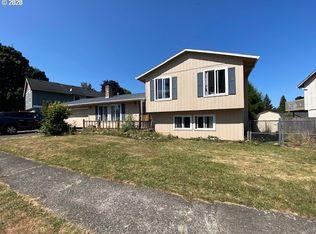 18125 Davis St, Sandy, OR 97055