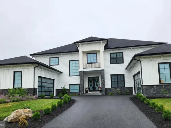 415 Hempfield Hl, Columbia, PA 17512