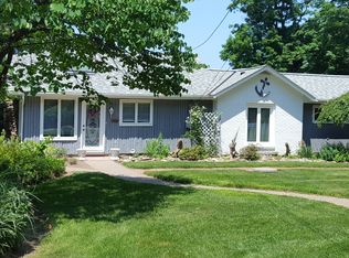 5447 Lake Overlook Dr, Madison, OH 44057