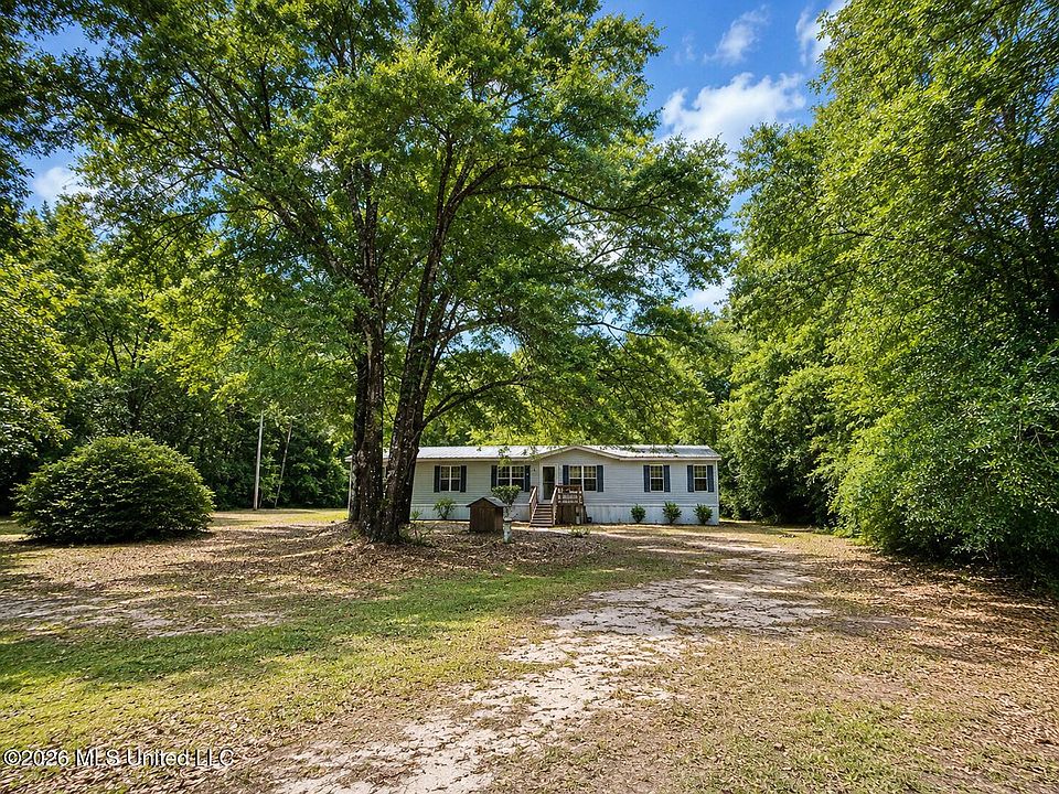1st image of 15159 Sara Ln