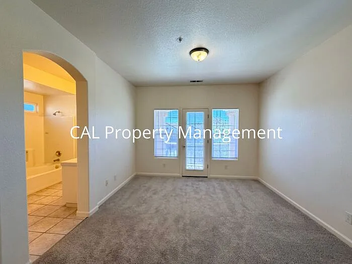 1159 Cobblestone St — Photo 14