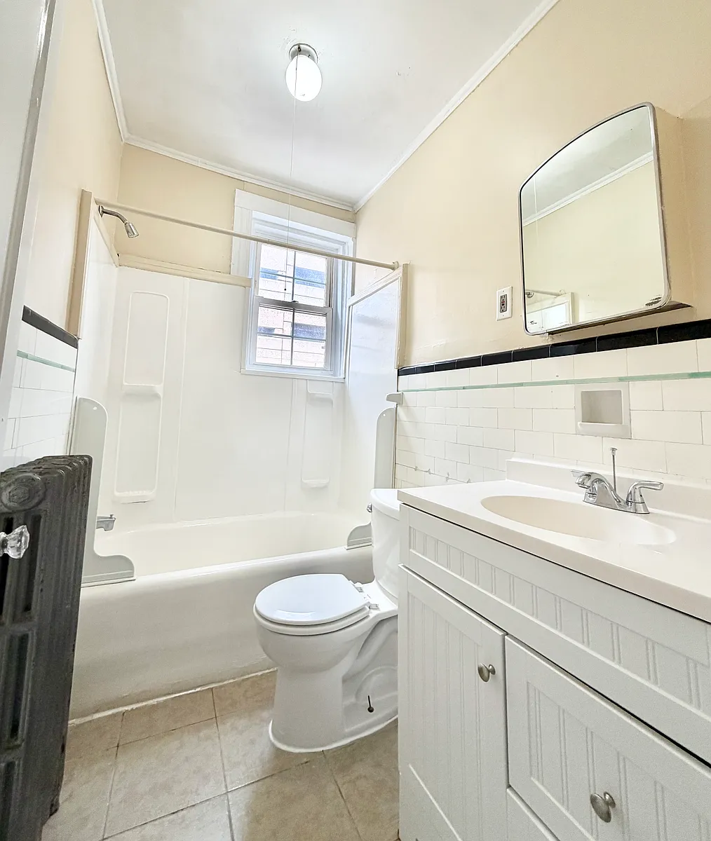 Building Photo - 340 Orange St #307