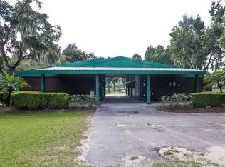 925 Cowart Rd, Plant City, FL 33566