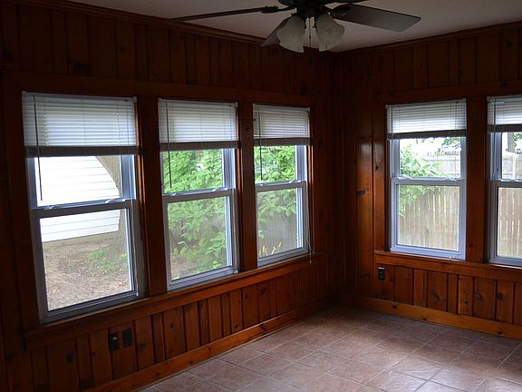 2nd image of 2208 W Kellogg Ave