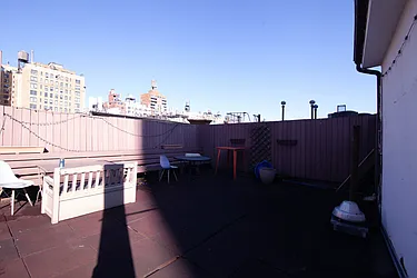 Rented by Batra Group Inc