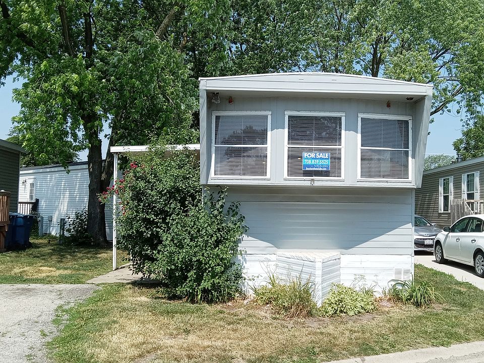 2nd image of 312 Hickory Ln