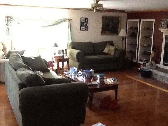 Living room 400 sq ft