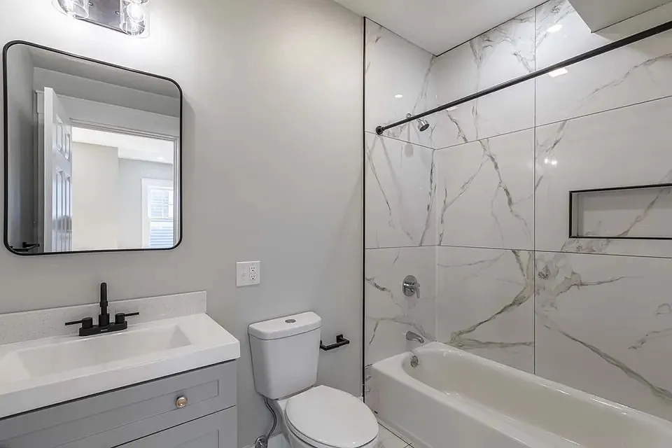 3 bed, 1288 sqft, $2,375 — Photo 2