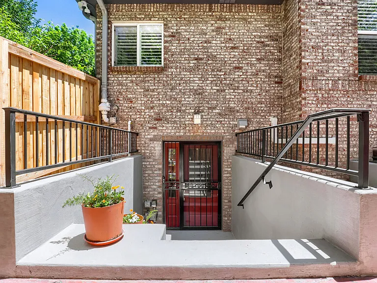 7725 E Byers Ave — Photo 12
