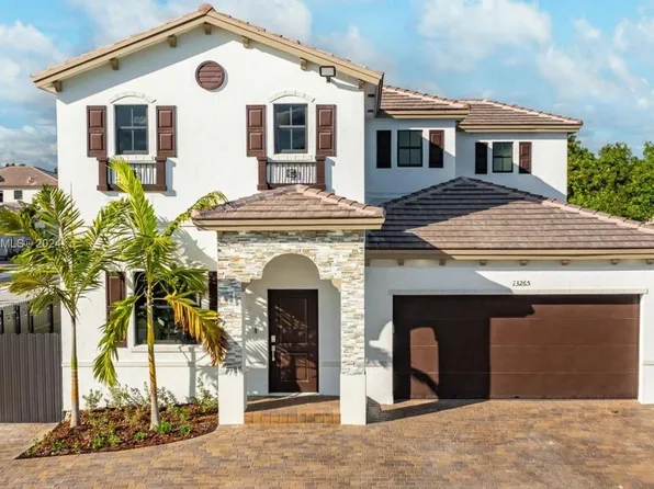 13265 SW 234th St, Homestead, FL 33032