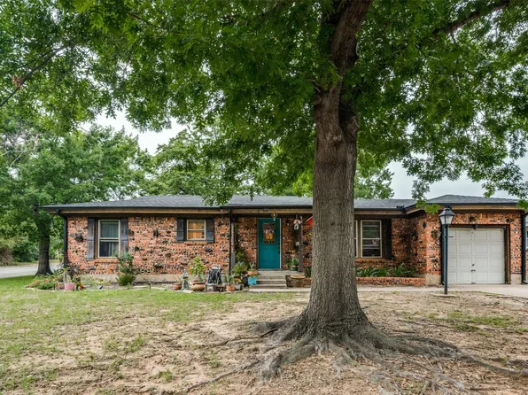 727 Norwood Dr, Hurst, TX 76053
