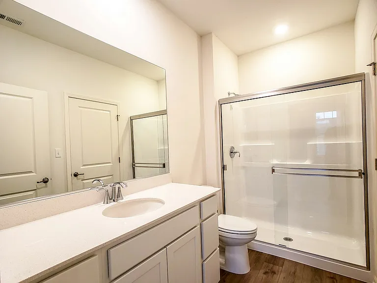 14347 Clover Ave — Photo 13