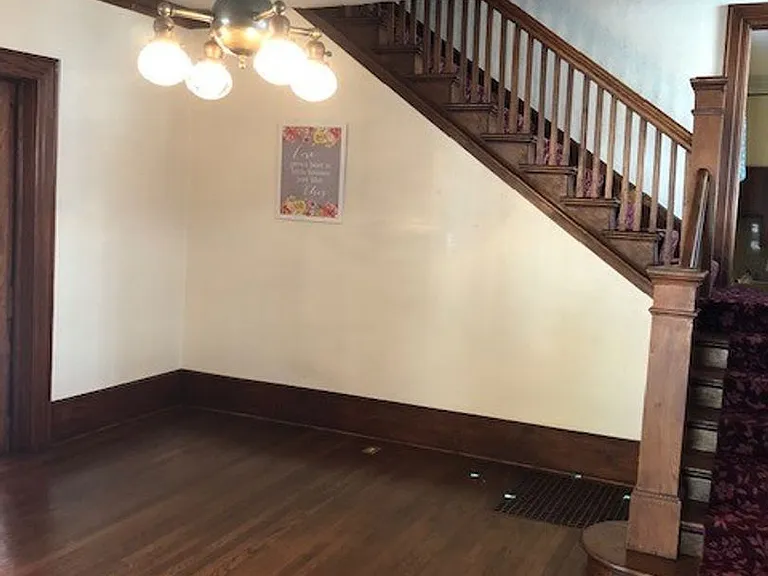 235 N Rutan St — Photo 25