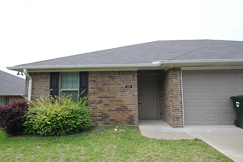 2528-2532 Westminster Dr #2536 Photo 1