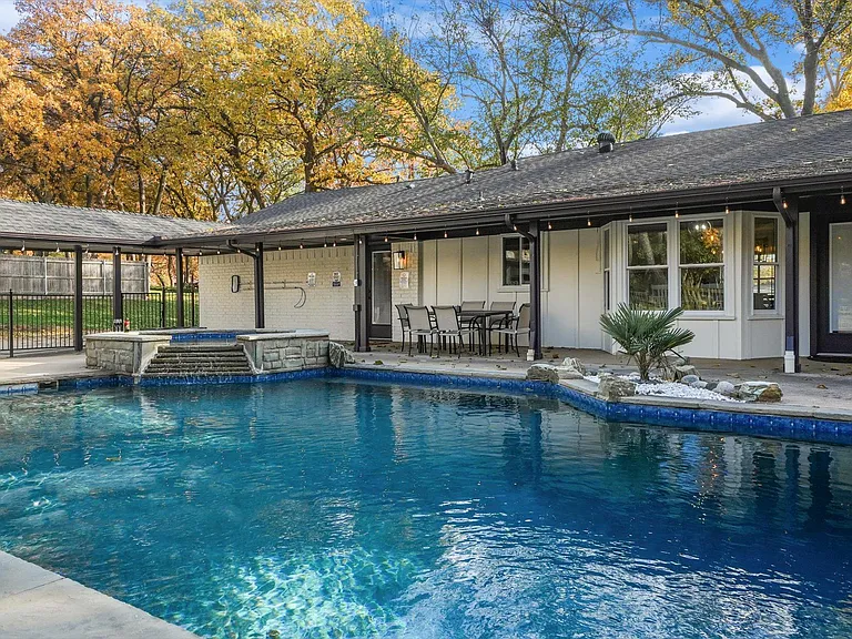 1201 Melissa Dr — Photo 41