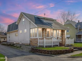 312 W Maple Ave, Van Wert, OH 45891