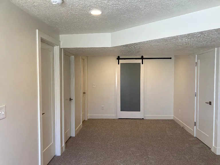297 E 6790 S — Photo 26