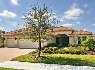 7022 Dominion Ln, Lakewood Ranch, FL 34202