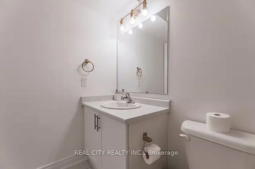 3 bed, $3,950 — Photo 3