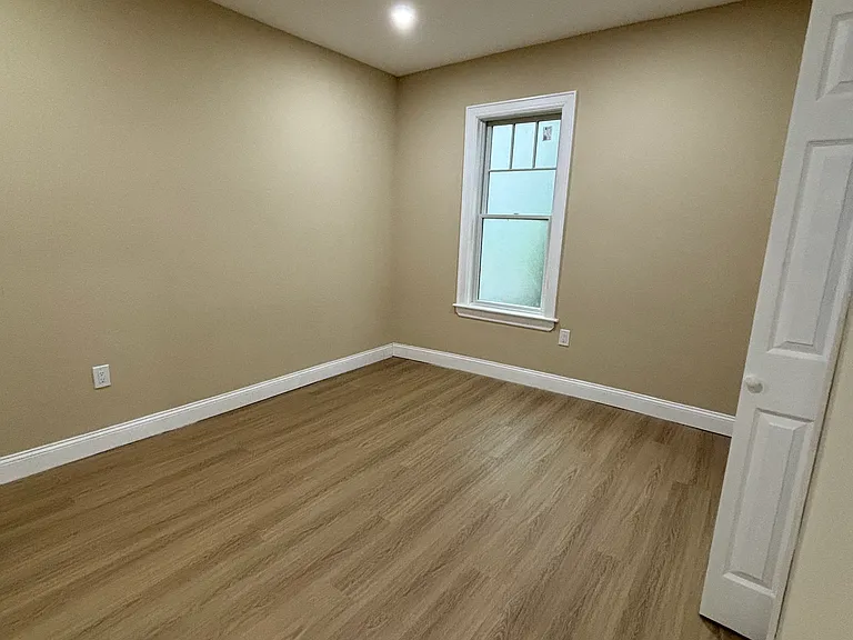 62 Wolcott St #1 — Photo 8