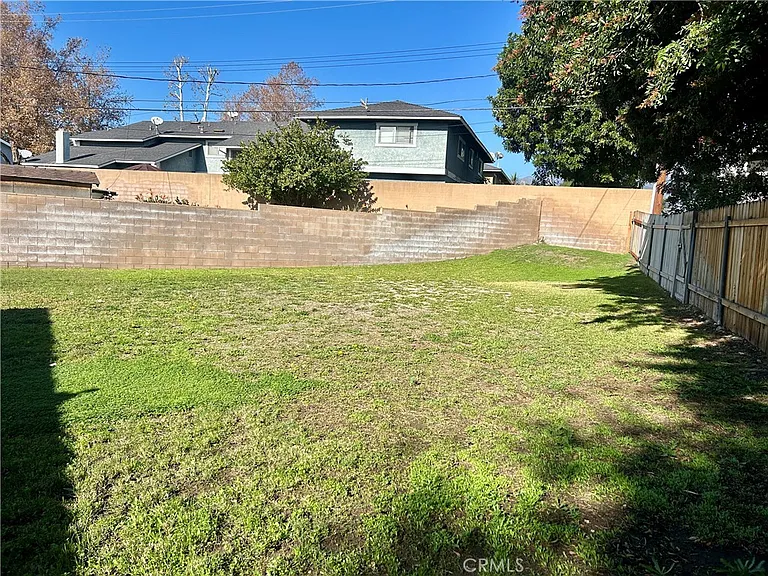 1007 Harrison Ct #1007 — Photo 3