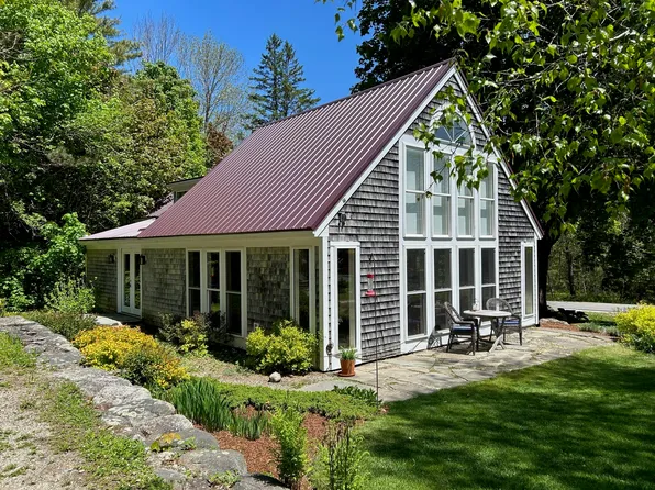 924 Bay Road, Brooklin, ME 04616