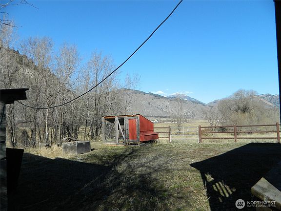 3rd image of 2127 Sinlahekin Road