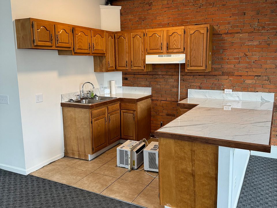 1st image of 207-209 Monroe Ave #2