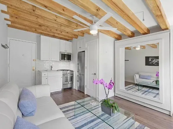 56 Jane St APT 4G, New York, NY 10014