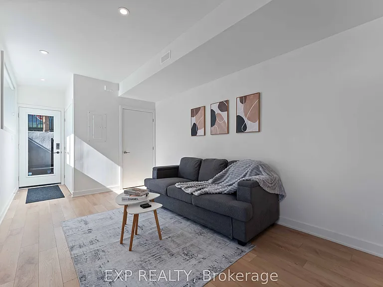 844 Connaught Ave — Photo 9