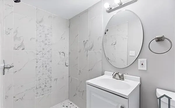 4205 Hamilton Ave — Photo 12