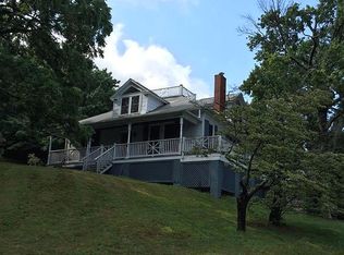 11727 Crystal Falls Dr, Smithsburg, MD 21783