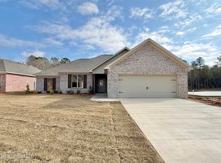 213 Anderson Oaks Dr, Pearl, MS 39208