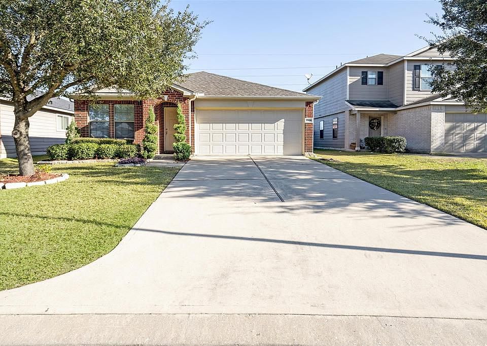 1st image of 7930 Yaupon View Dr