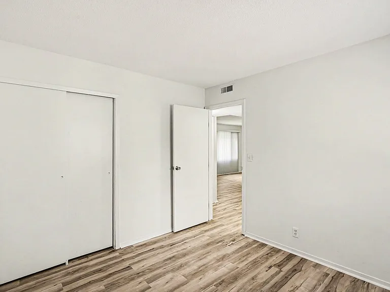 4435 N 68th St — Photo 13