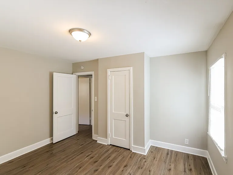 914 Park Pl — Photo 10