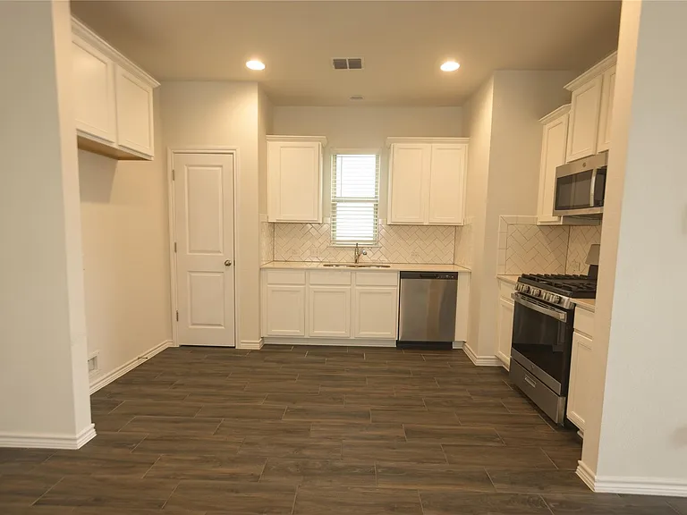 352 Witchhazel Way — Photo 10